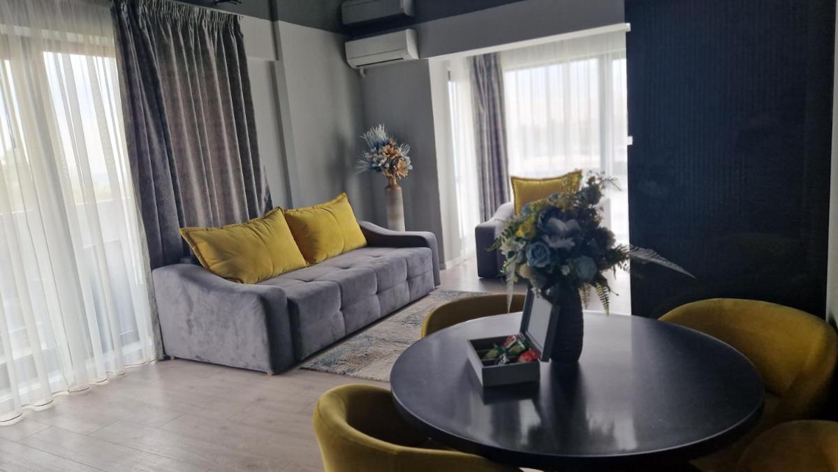 Alecsa 1 Luxury Residence