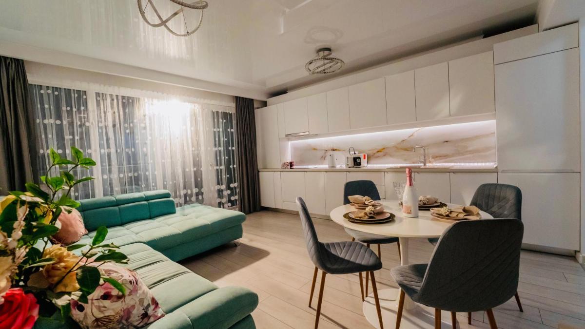 Ambiance - 2 BR apartment in Pipera with parking
