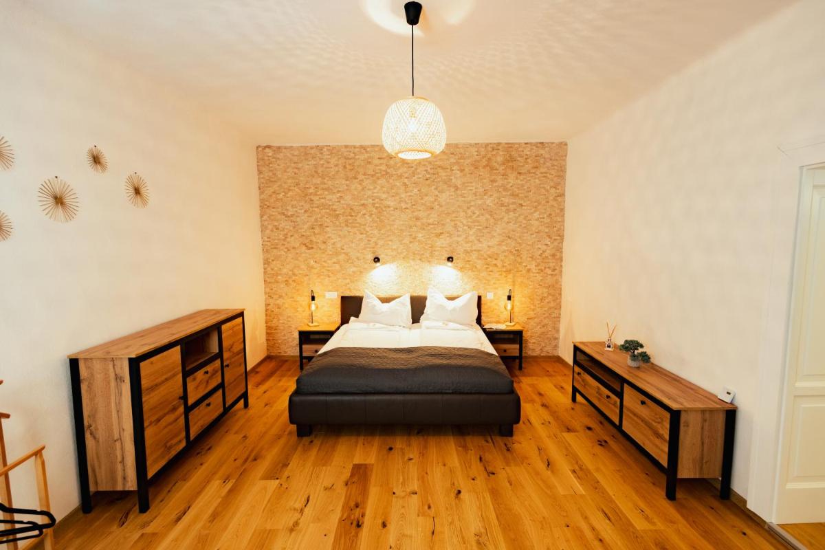 AMIS Apartment