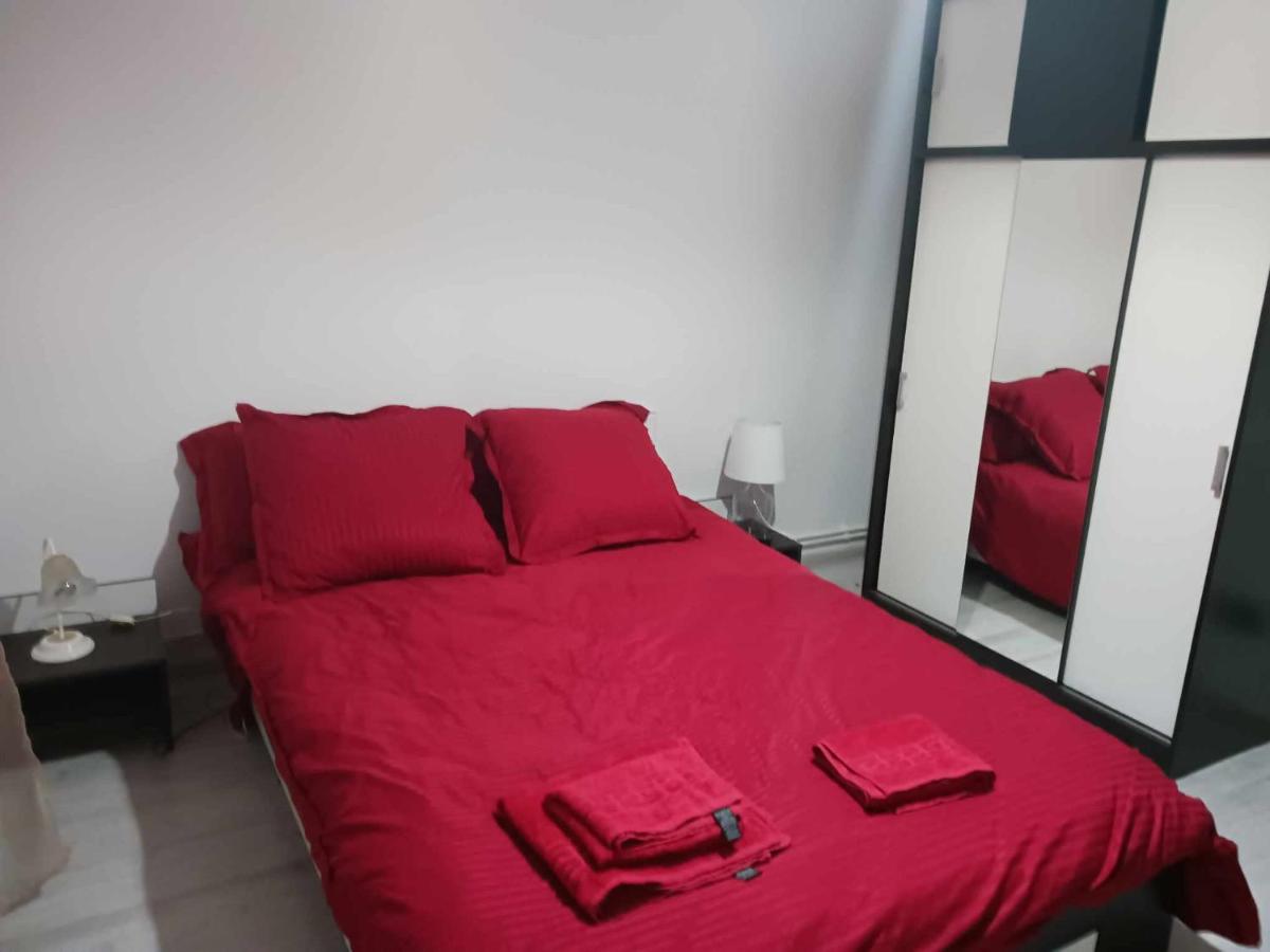 AMZO Apartment