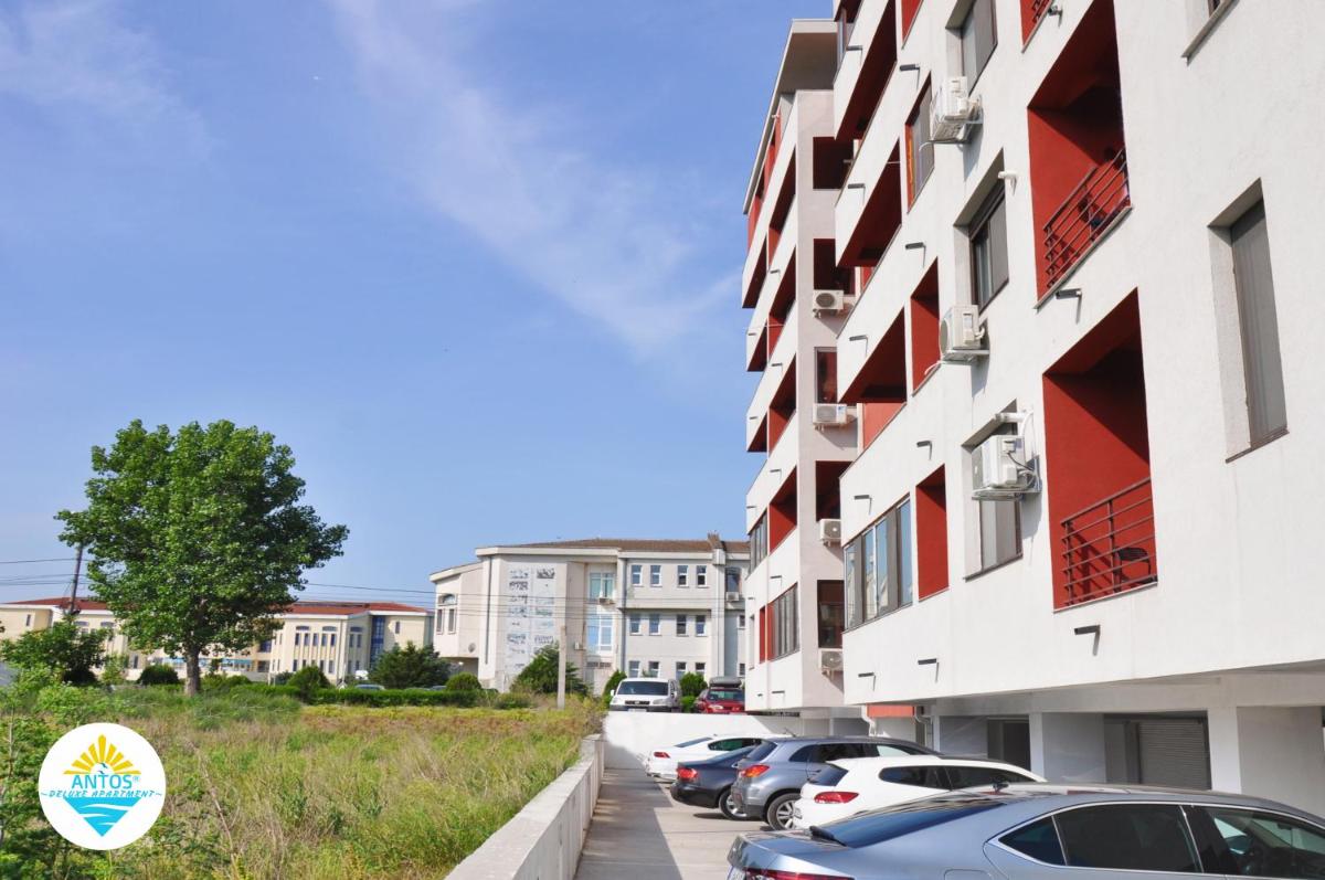 Antos Deluxe Apartment