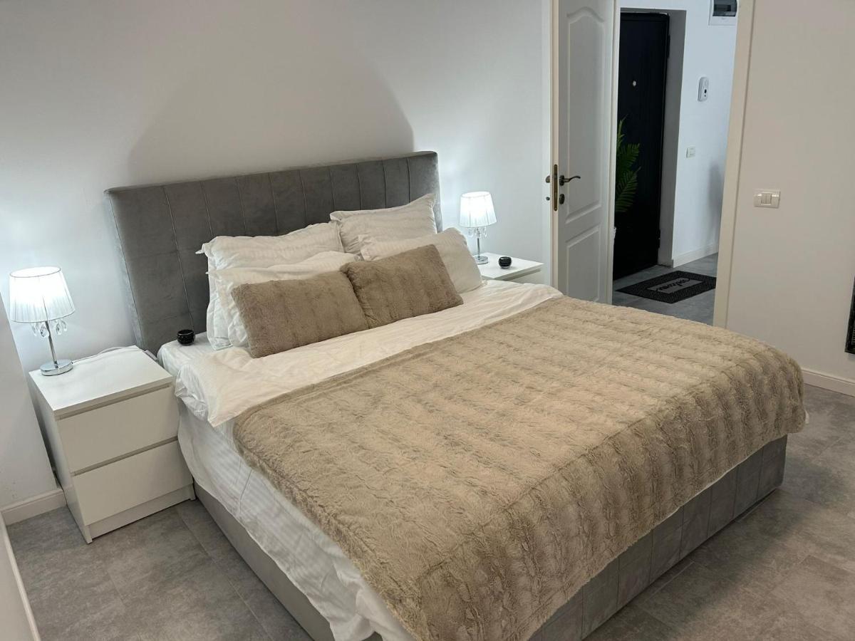 apartament mamaia Elira Blackxy