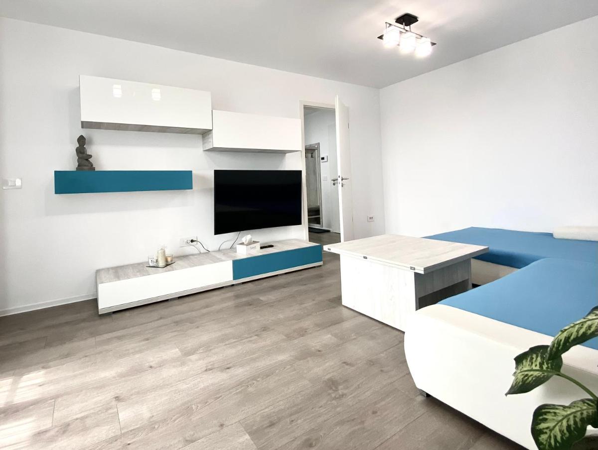 Astoria Apartment - Pet Friendly