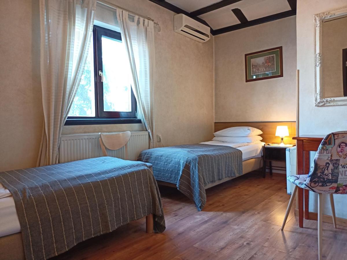 Avalon Rooms
