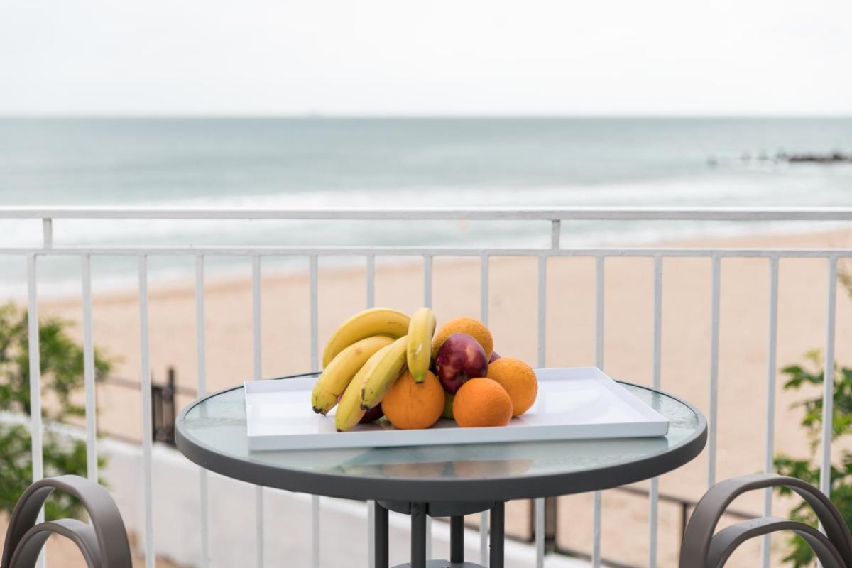 Avenue Palm on the Beach - Avenue Hotels