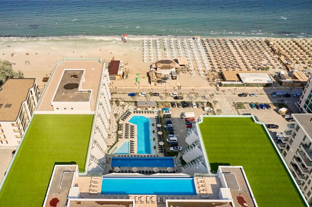 Beach Bliss - Infinity Pool & Spa Resort