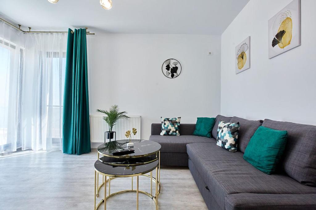 Blue Promenada Apartment