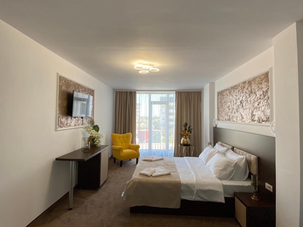 Body Hotel