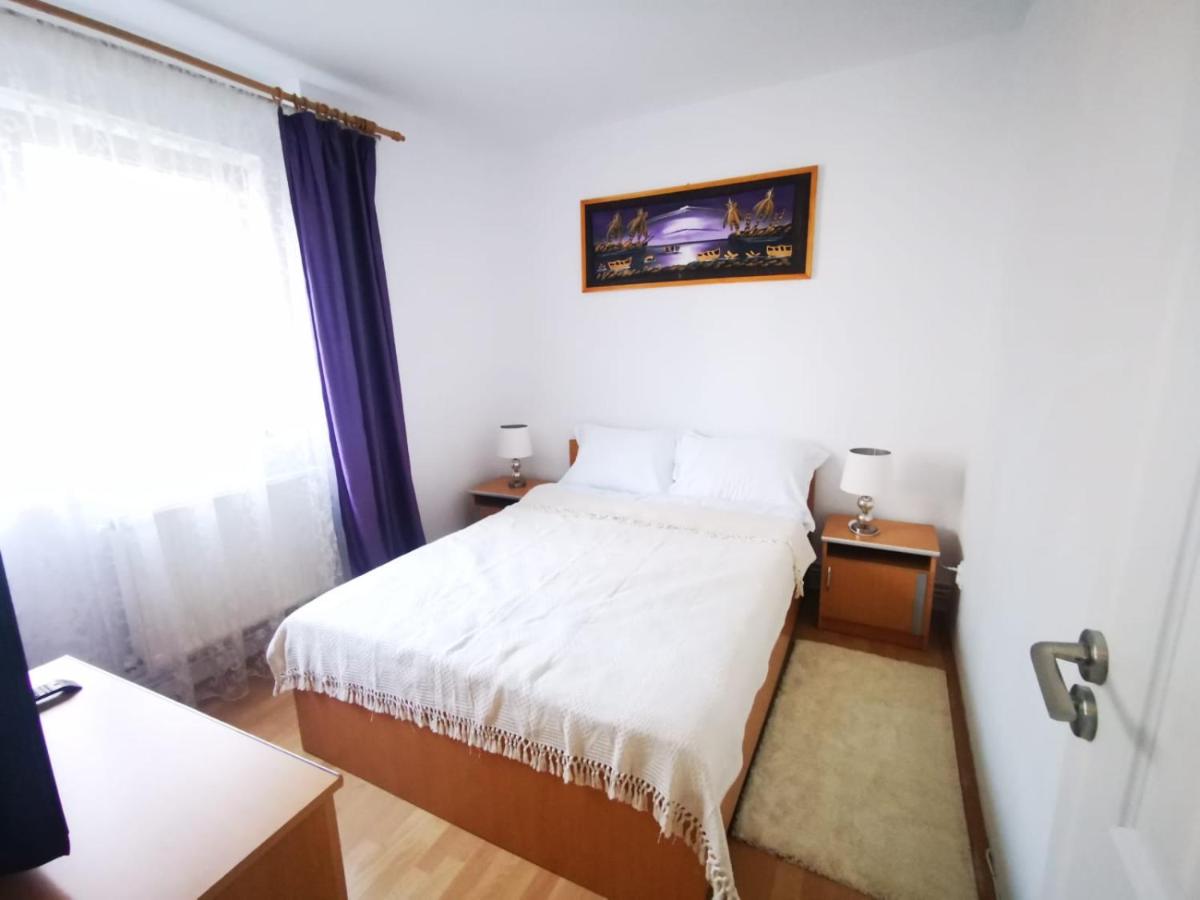 Bright and cozy apartment!