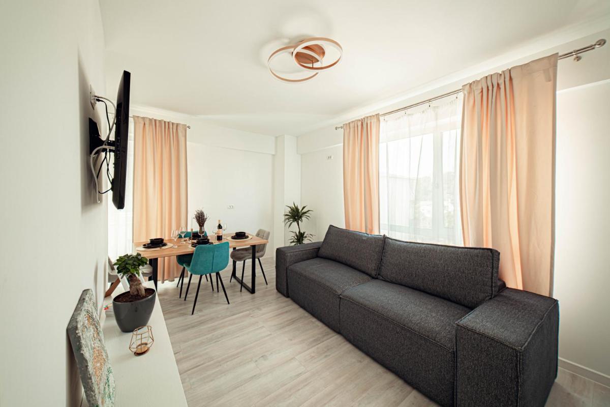 Bright and Cozy Studios and Flats - Palas Mall