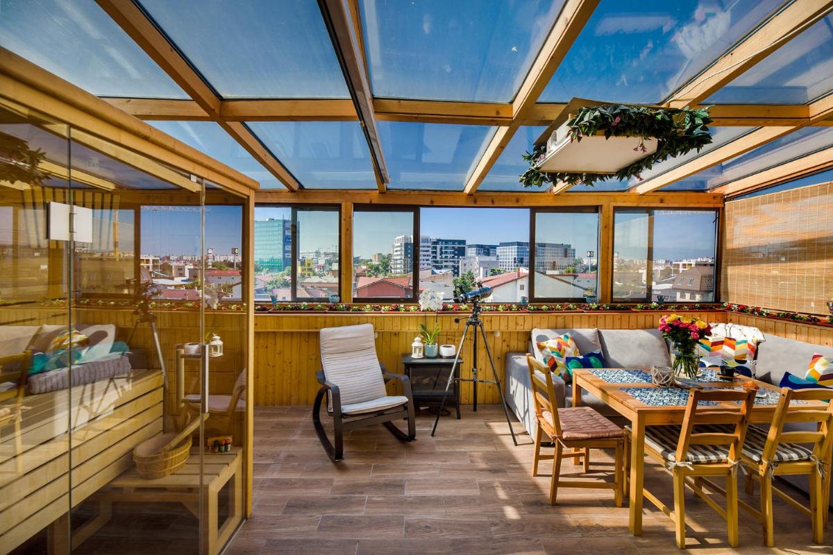 Bucharest Penthouse with Sauna and Terrace