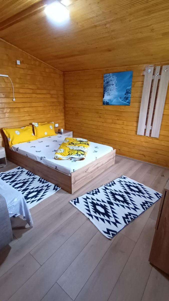 Cabanutele La Denisa