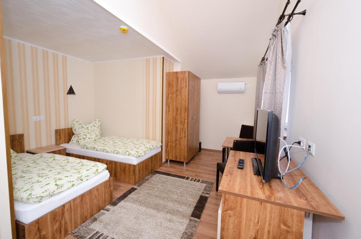 Camere-Apartament Steyna