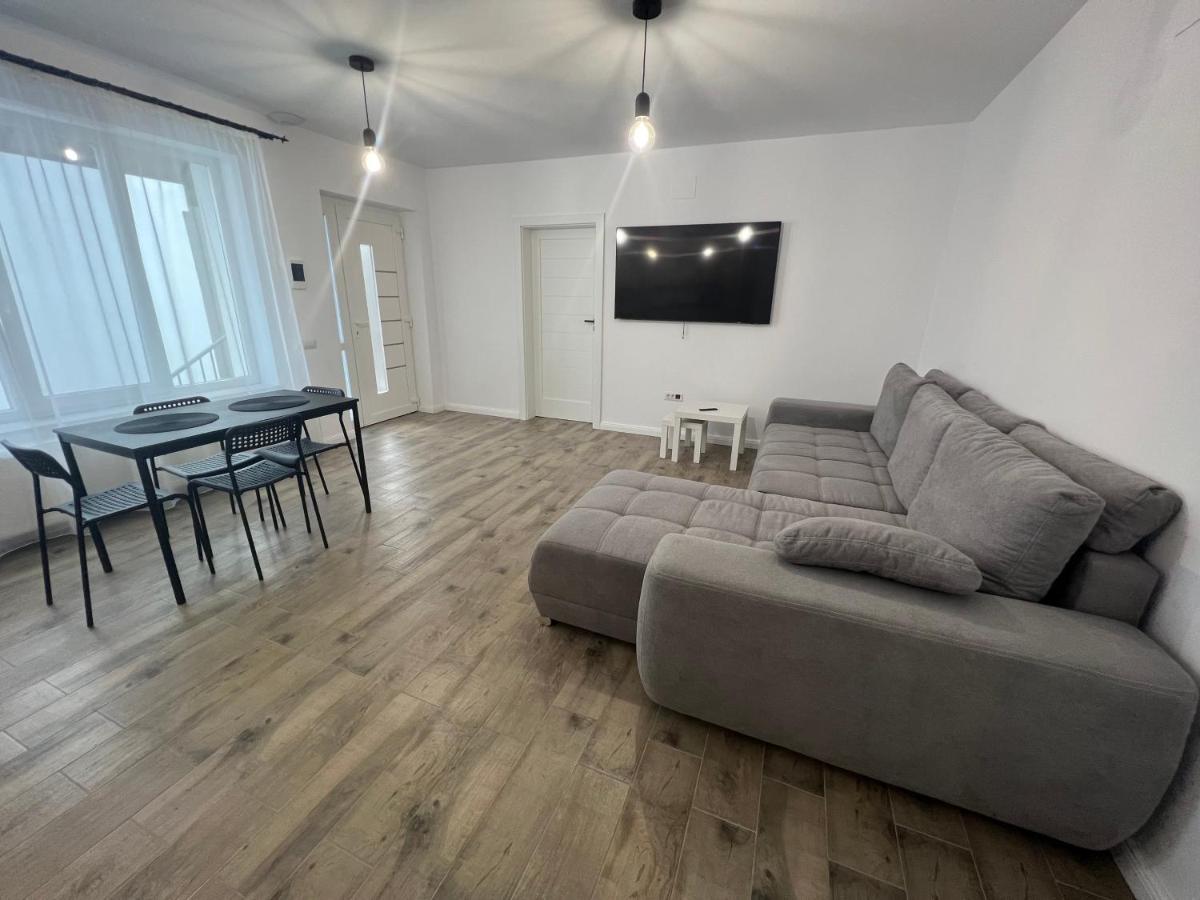 Carina Guest House