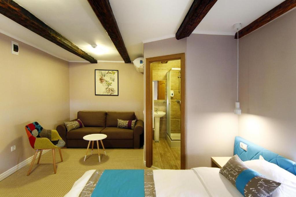 CASA GRINDA