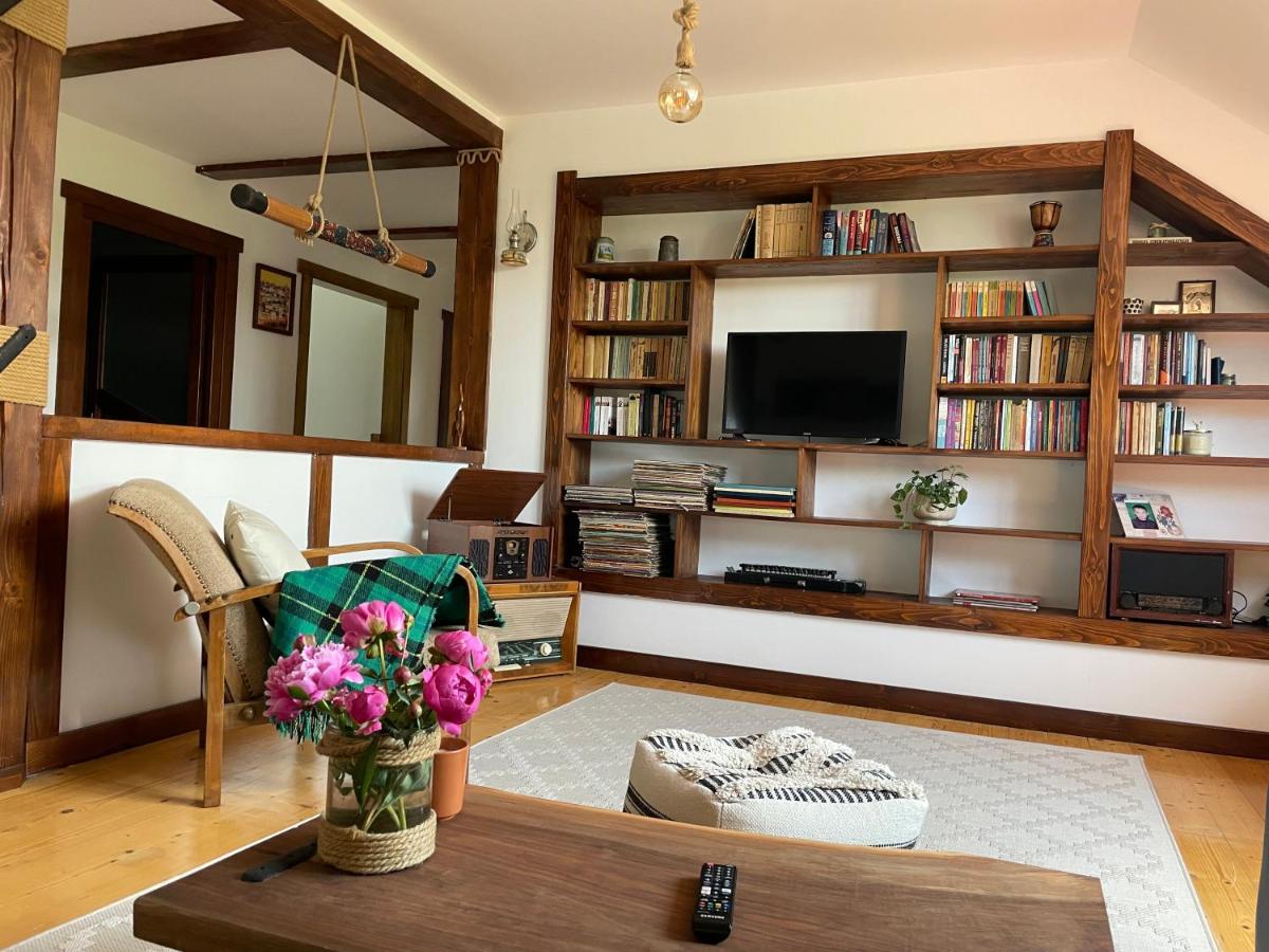 Casa La doi nuci
