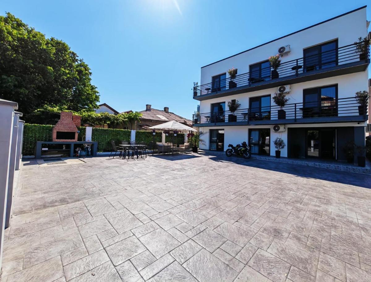 Casa Tony