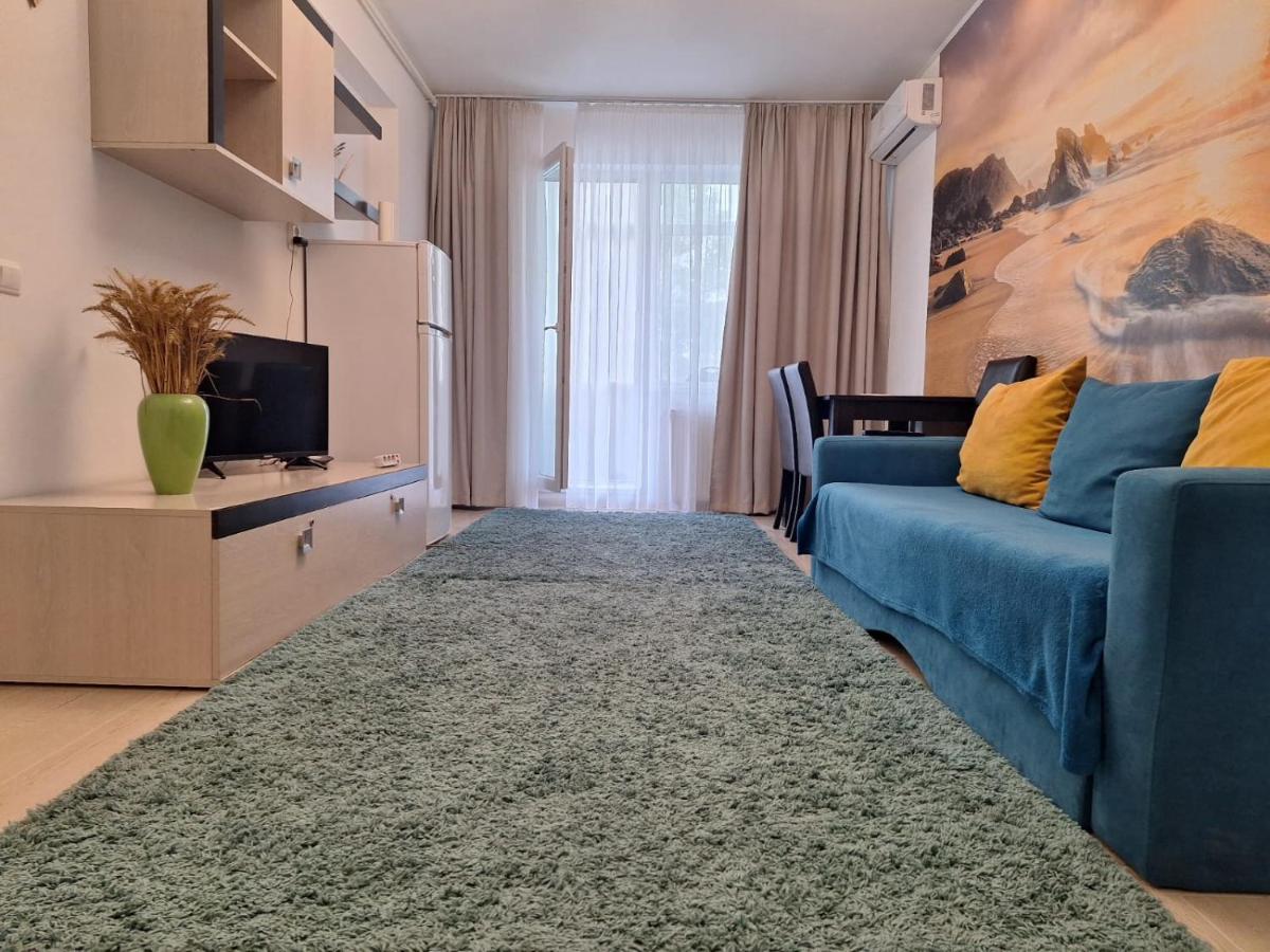 Cazare Apartament 2 camere