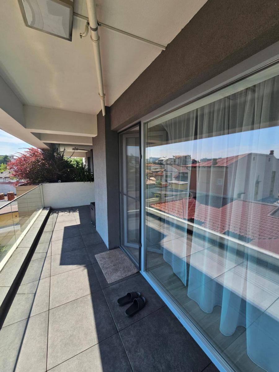 Central District Cuza 99 Apartment