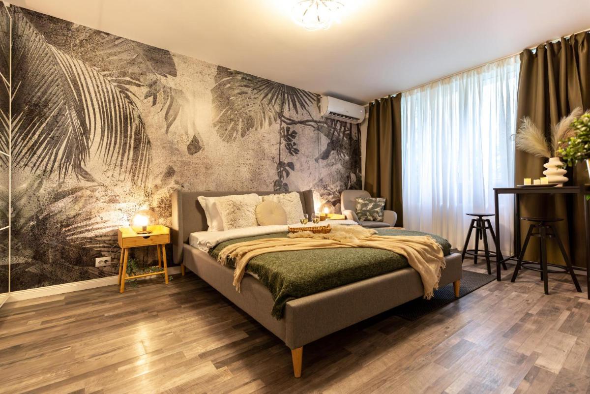 Charming Studio with Parking - The Perfect Getaway