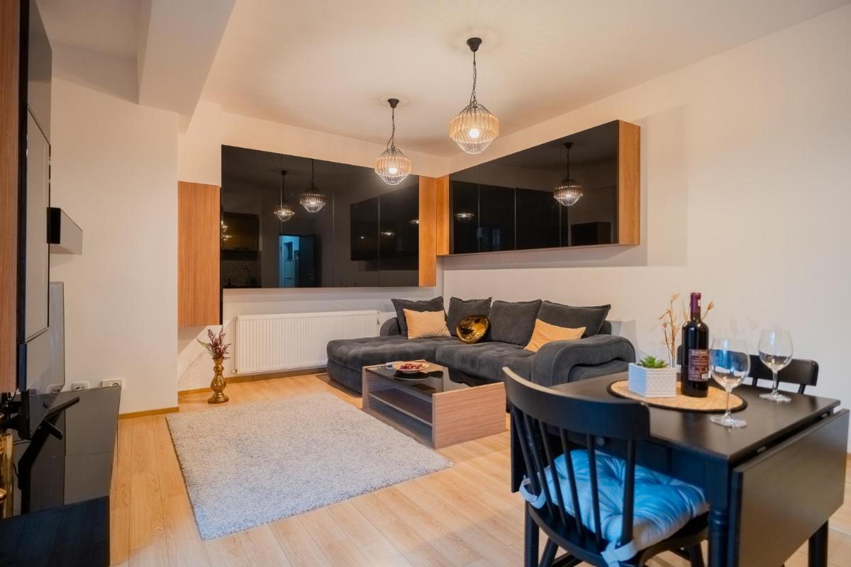 Elegant & Newly Renovated Gem