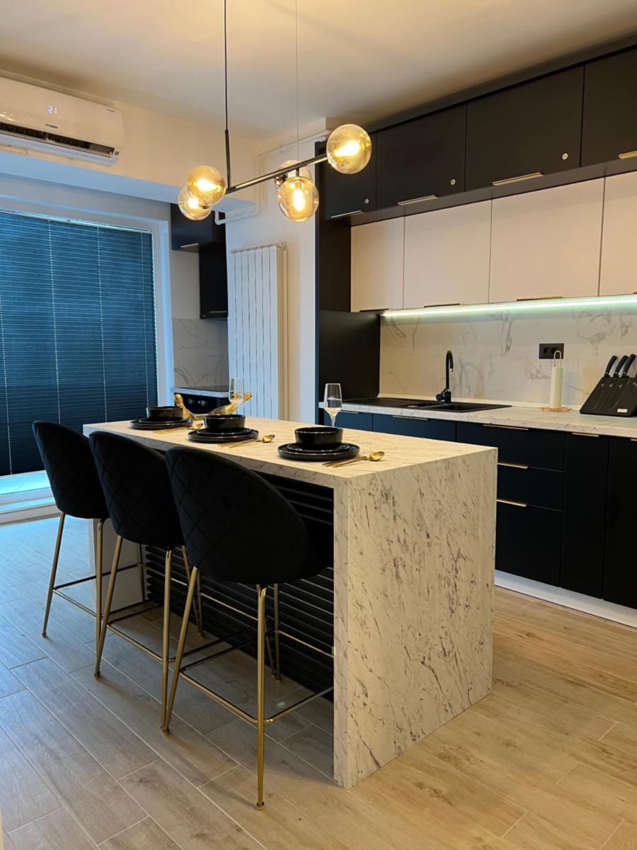 Elite Summer Suite