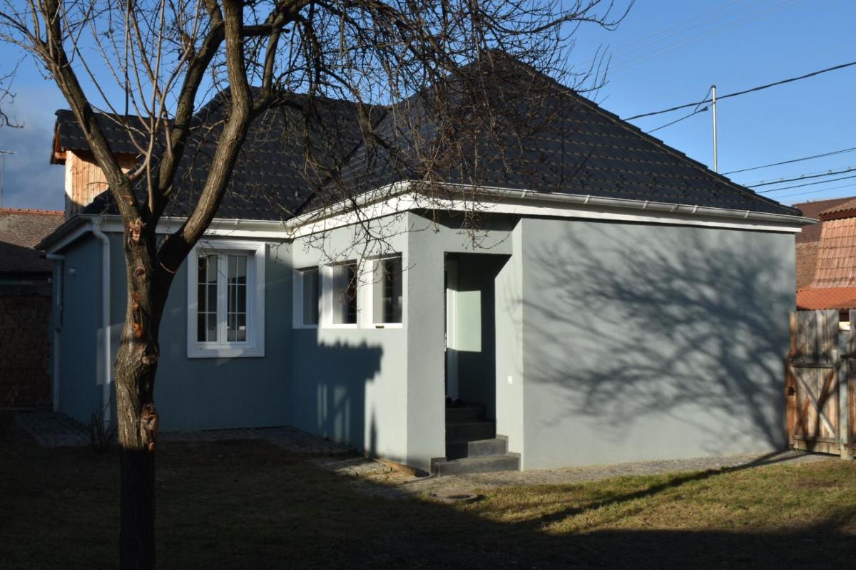 FLH - Grandparent's House- A small beautiful house