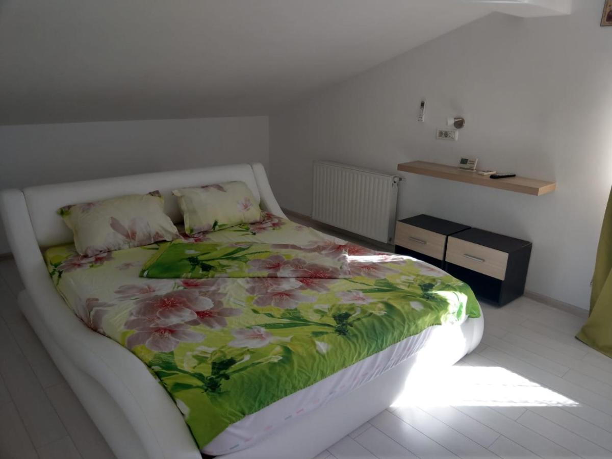 Fun Apartament Militari Residence