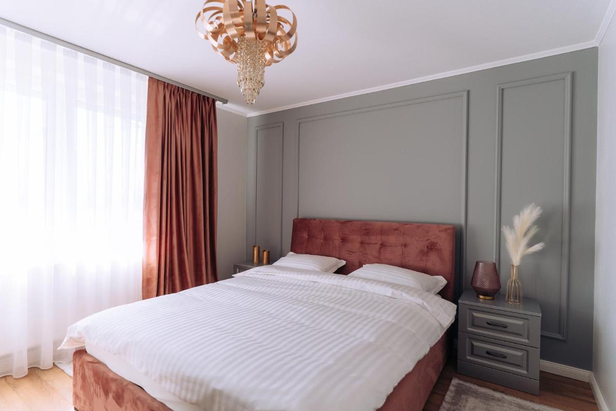 GOLD Suites