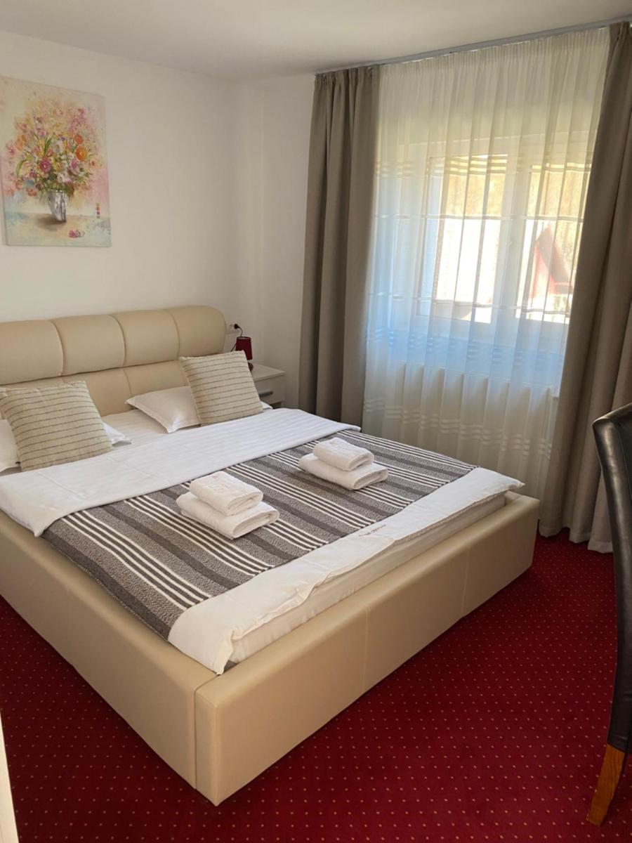 Guest House Piatra Craiului