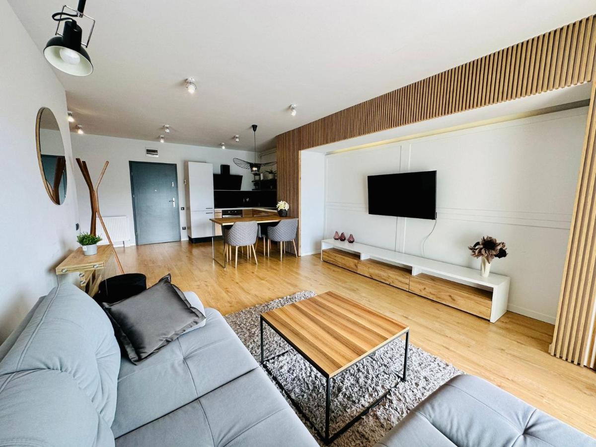 Kharisma Apartment