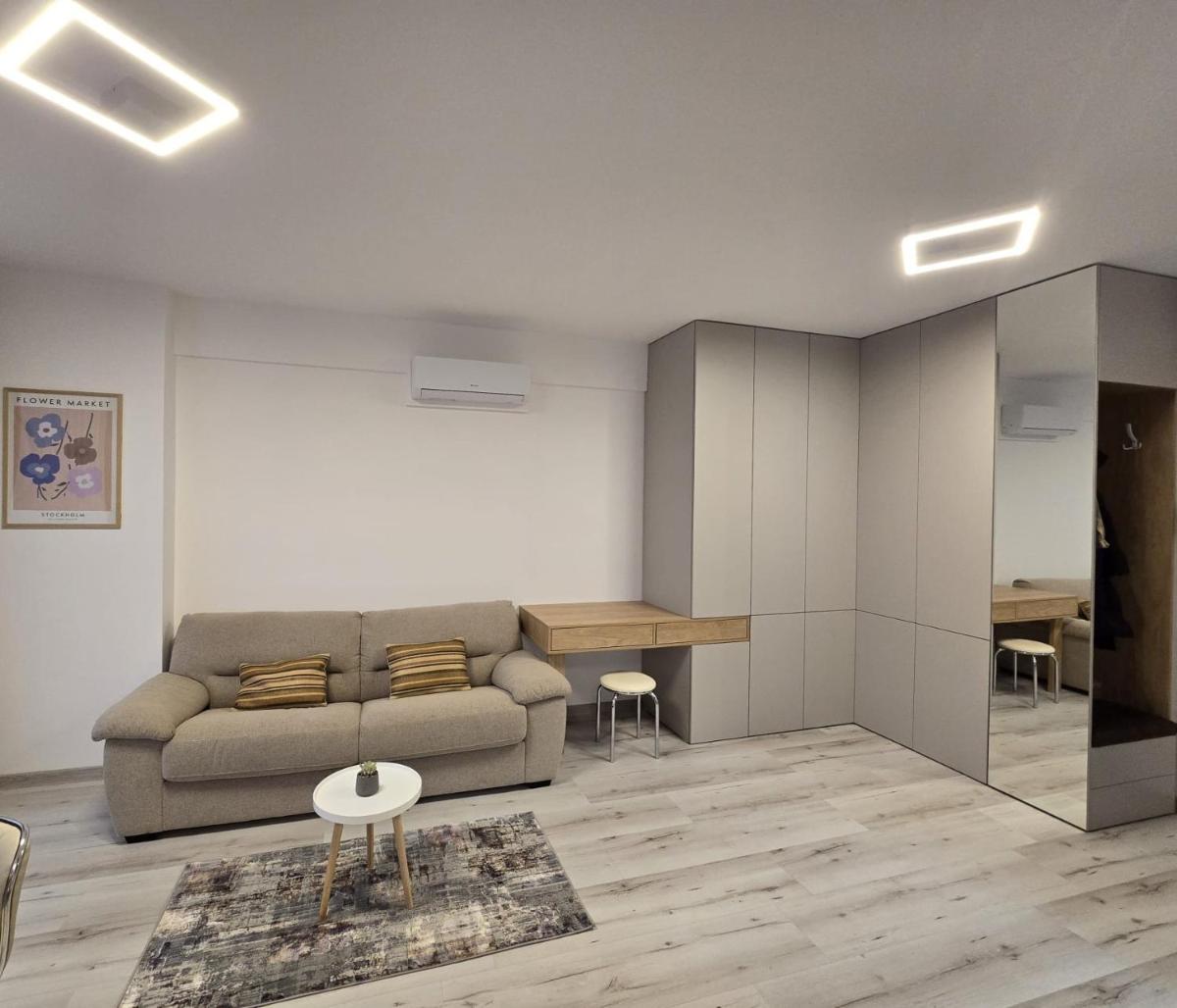 LC Home