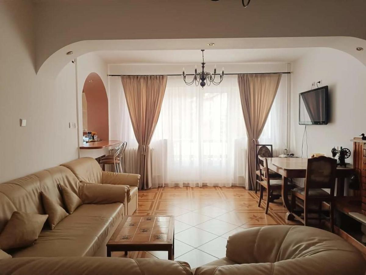 Luna House Busteni