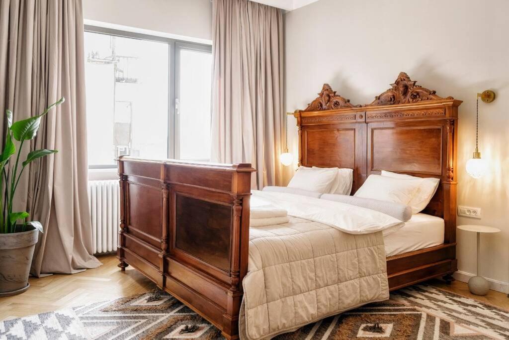 Luxurious Huge Flat with Large Terrace