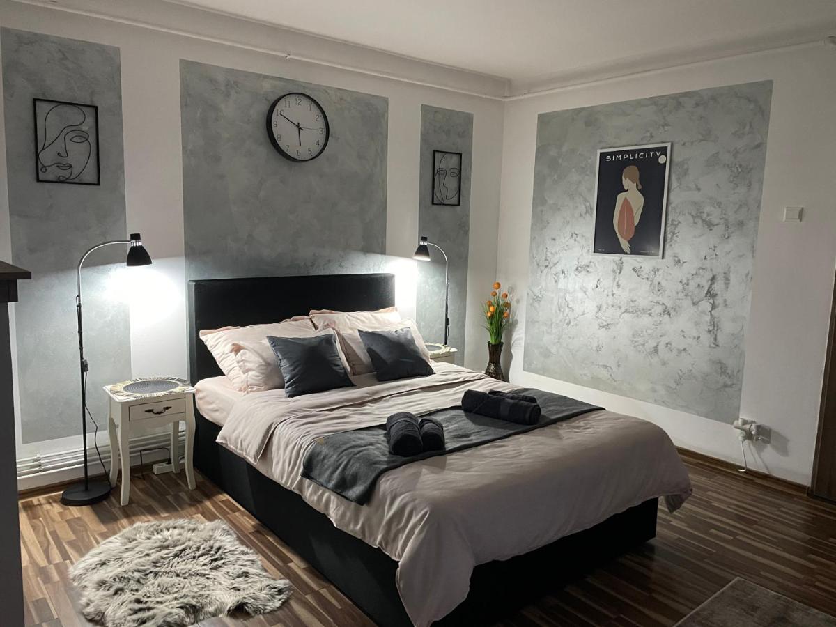 luxury central studio