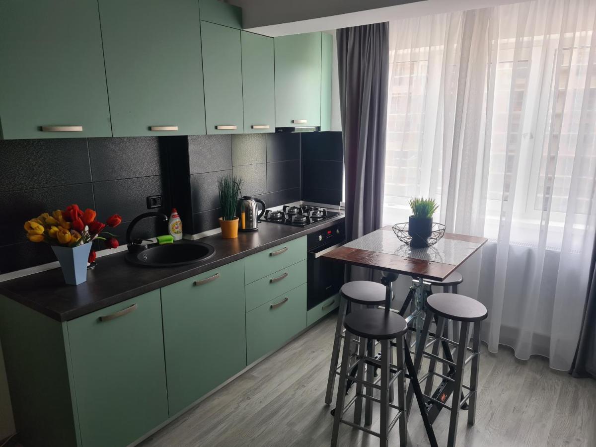 Luxury Mall III apartments