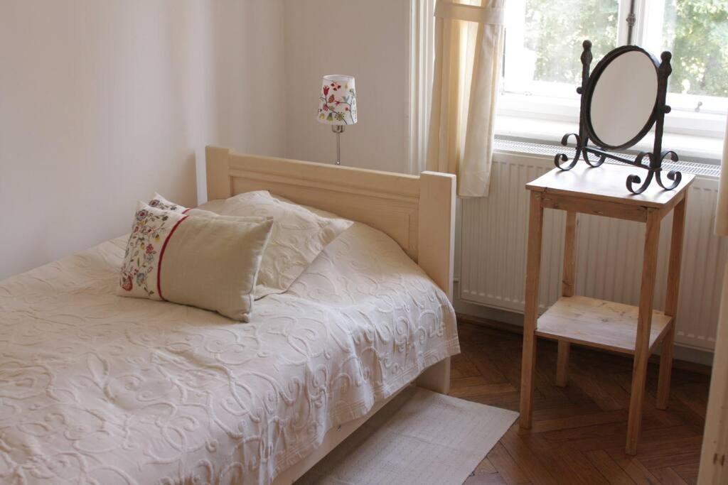 Main Square Apartment