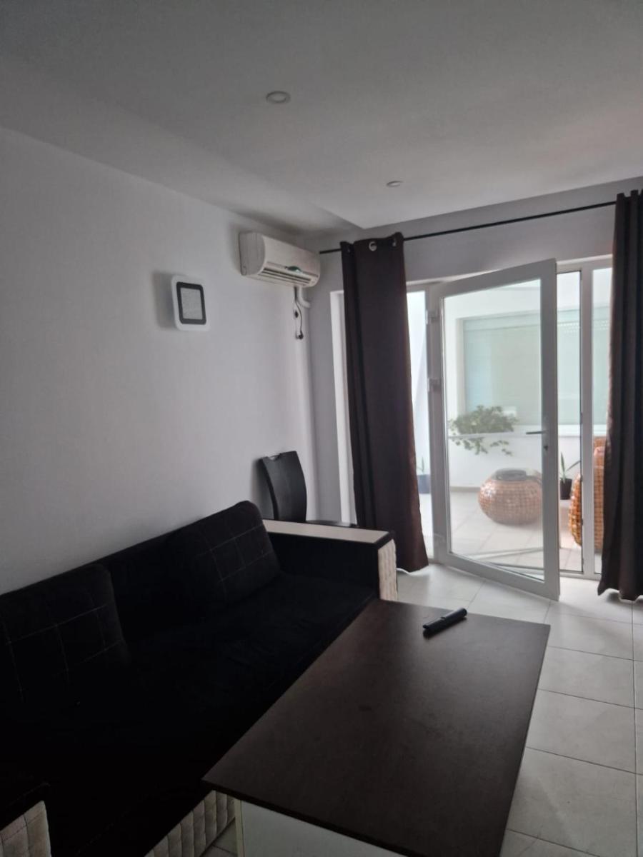 Maria Residence 2B