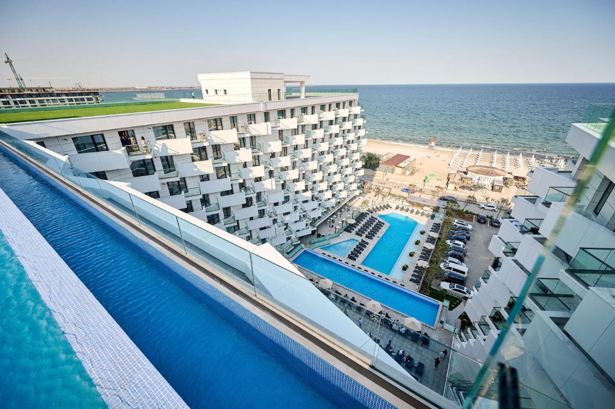 MG Brothers Apartment in Infinity Beach Resort