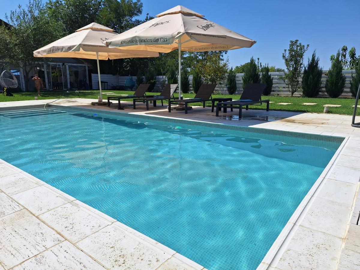 Modern 3 bedroom house with a private pool