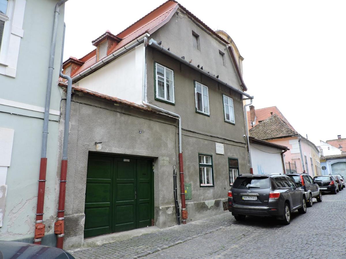 Musik Apartments Old Town