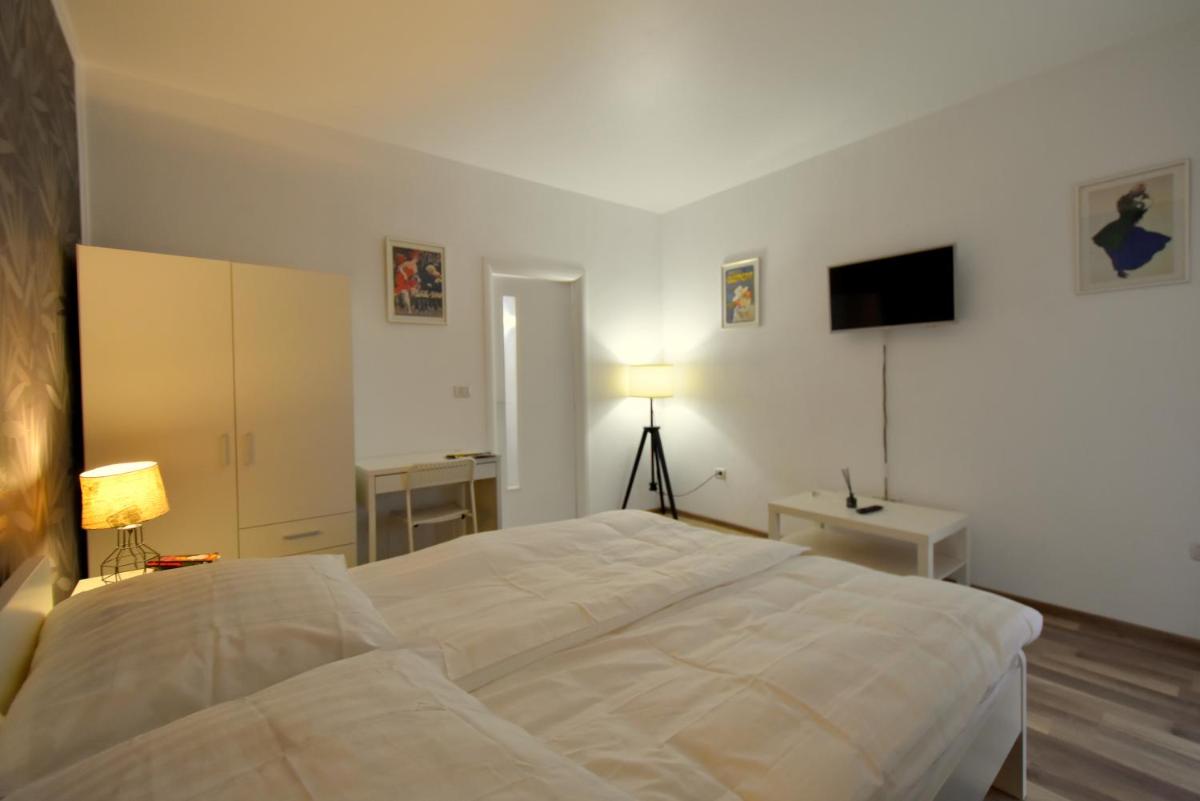 Neferprod Apartments - IS - CAM 01