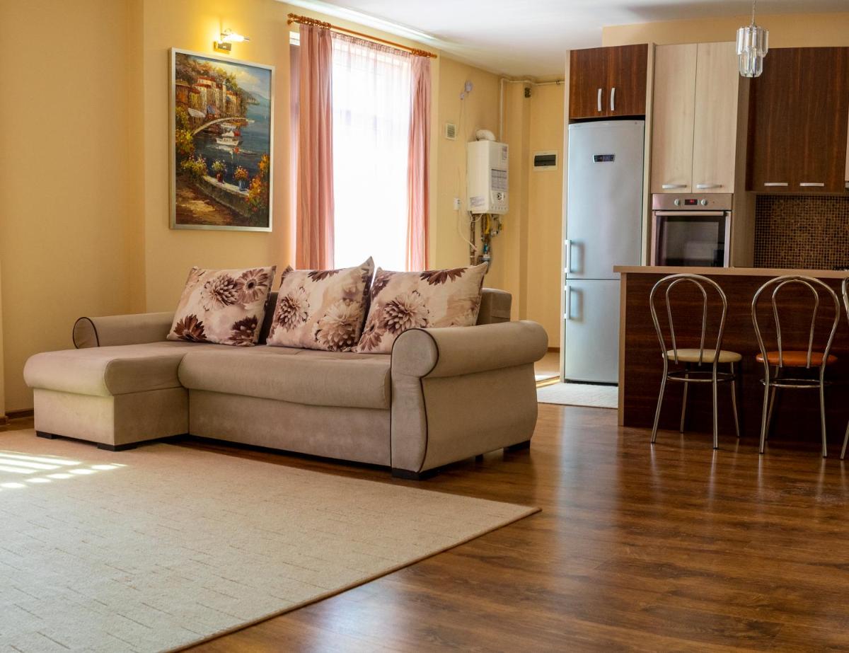 Nema s Apartment 1