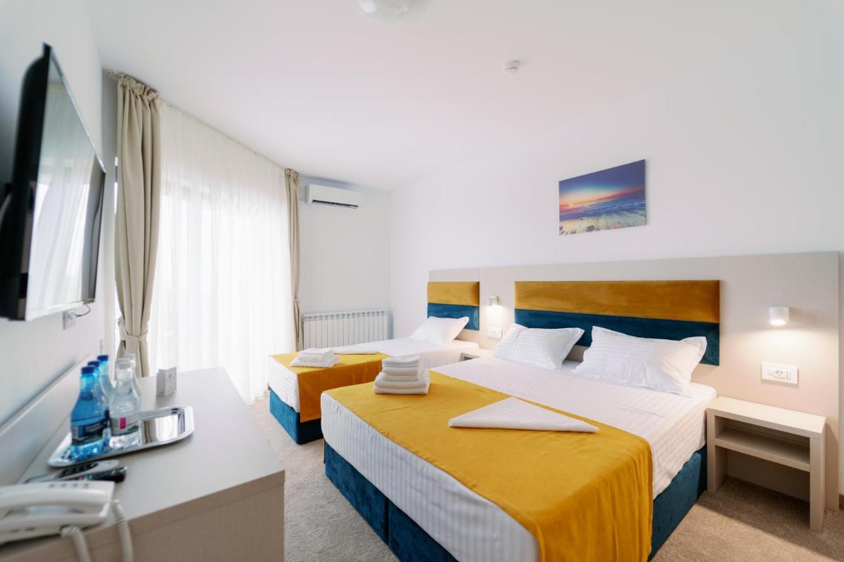 NOVUS Hotel