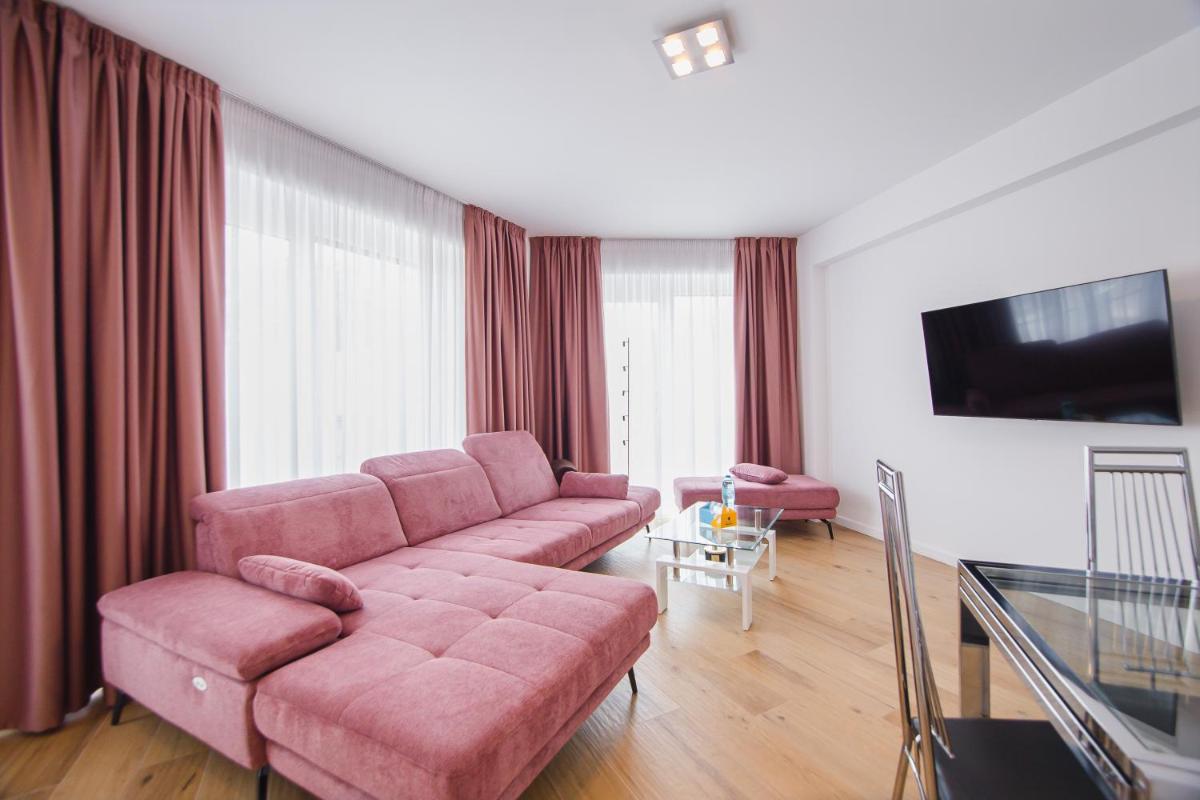 Pink Sahara near City Center