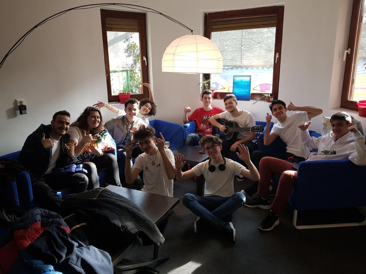 Popcorn Hostel