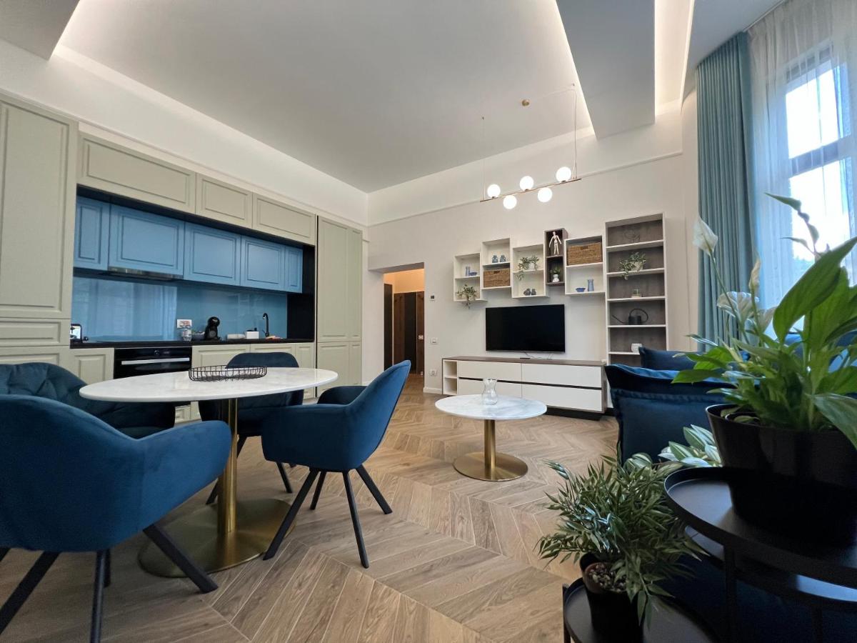 PoshSpot Apartments