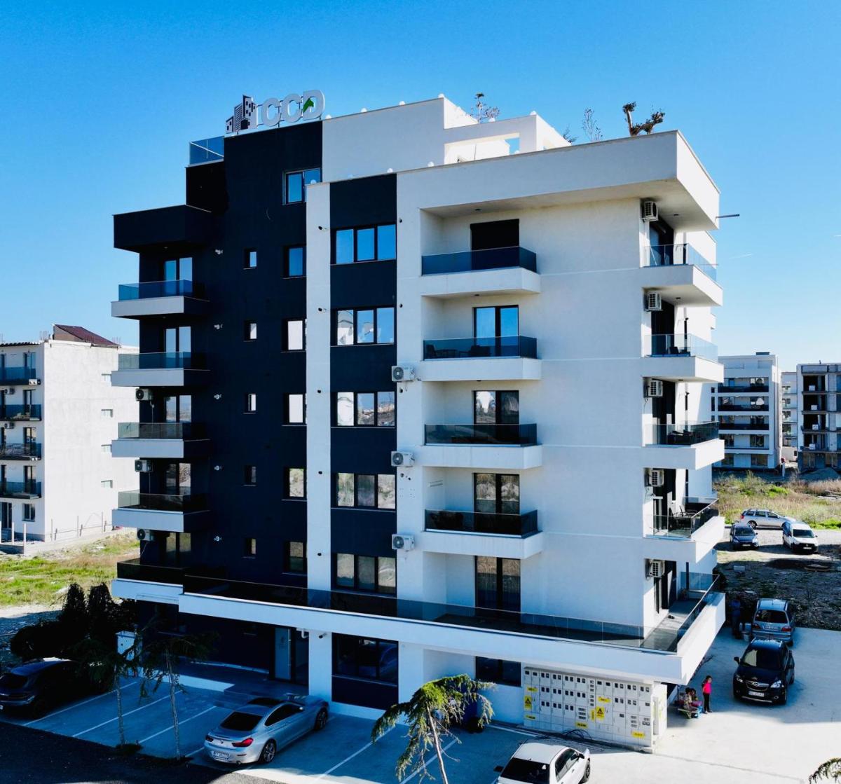 Promenada Apartments