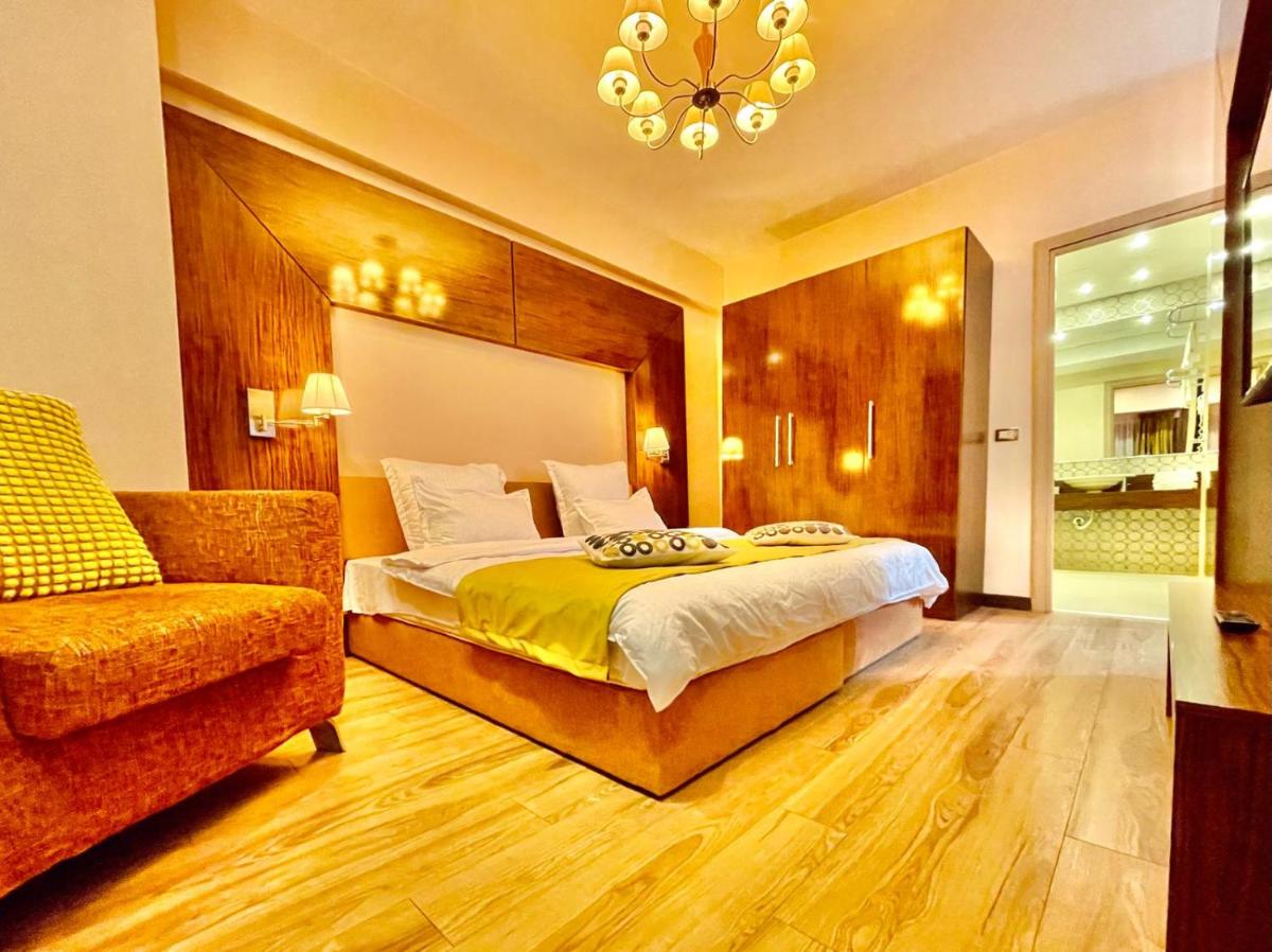 Royal Studio Apartment With a Perfect View - YamaLuxe