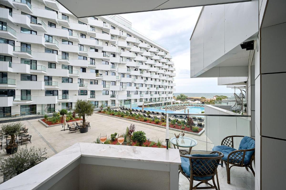 Star Apartment in Infinity Beach Resort - parking